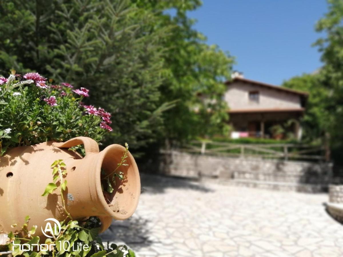 Villa Petrina Theohari à Lekhouri Extérieur photo