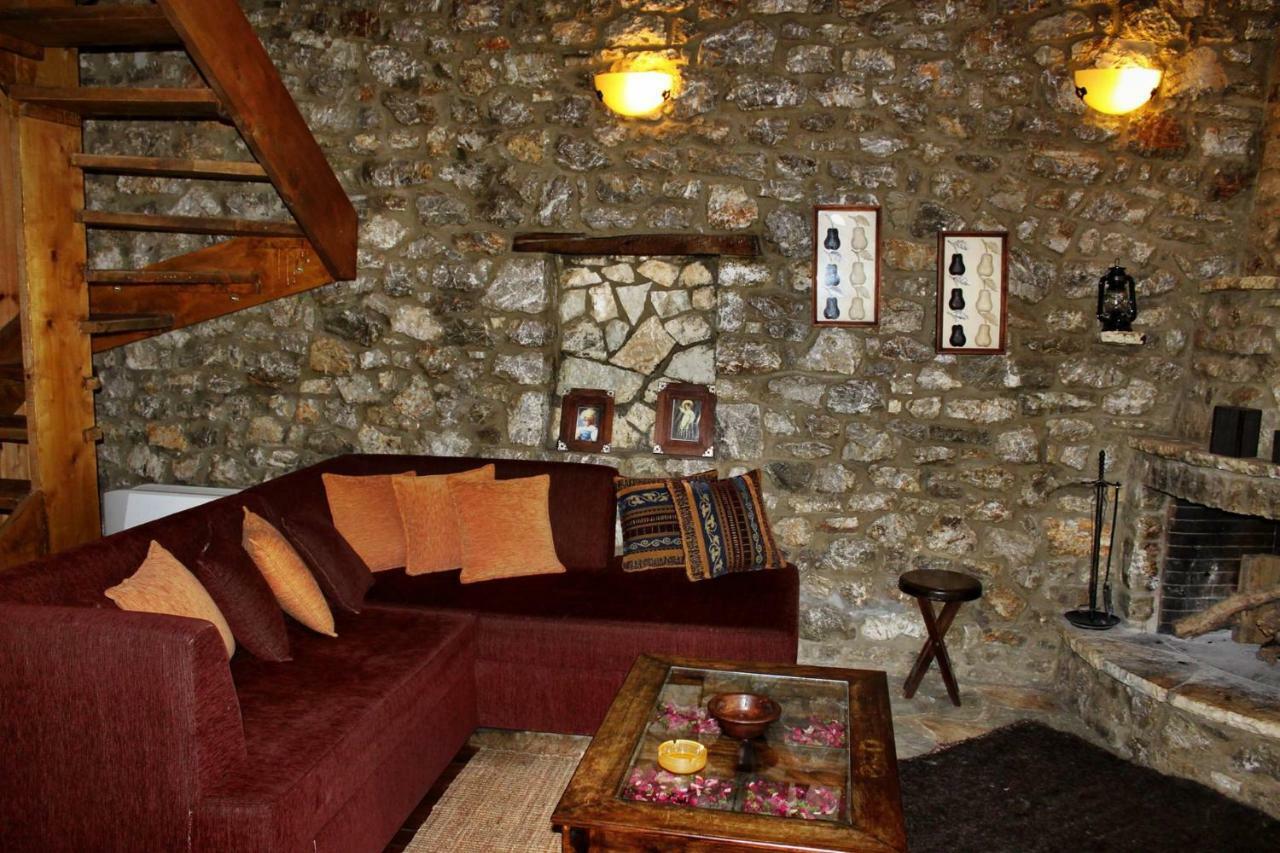 Villa Petrina Theohari à Lekhouri Extérieur photo